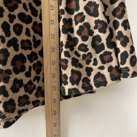 Green Envelope Womens Tan Brown Leopard Print Y2K Thin Knit Sweater Size 2X - Picture 6 of 7